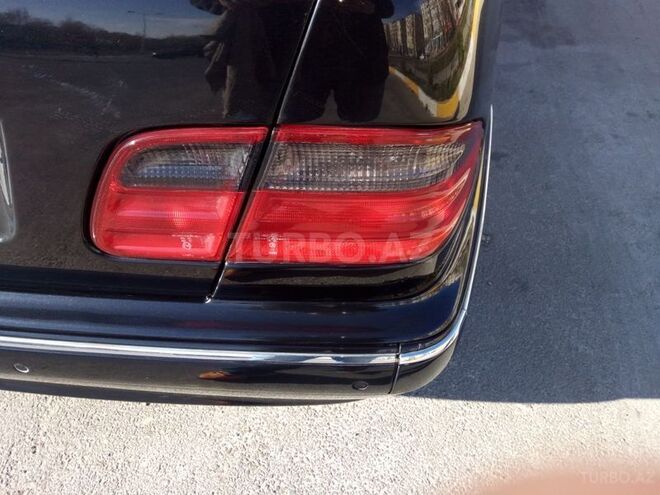 Mercedes E 240 2000, 317,000 km - 2.2 l - Bakı
