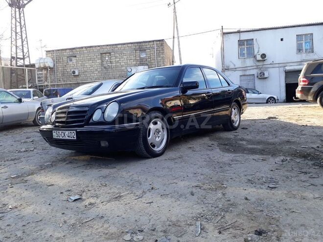 Mercedes E 200 1997, 320,000 km - 1.3 l - Bakı