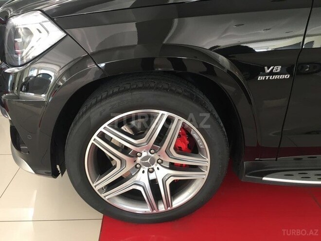 Mercedes GL 63 AMG 2014, 42,000 km - 5.5 l - Bakı