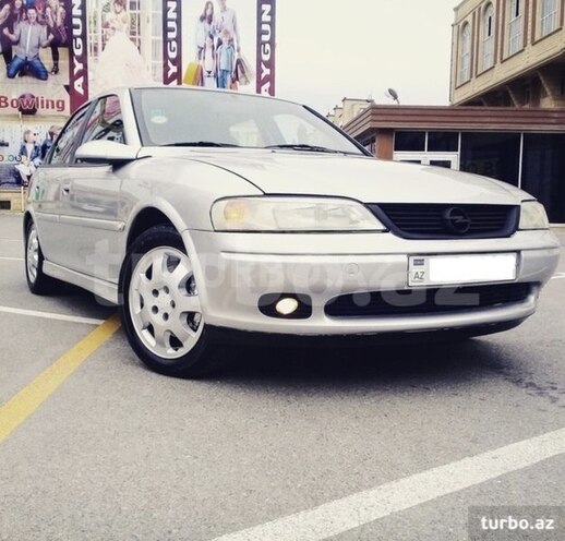 Opel Vectra 2000, 242,000 km - 2.0 l - Qazax