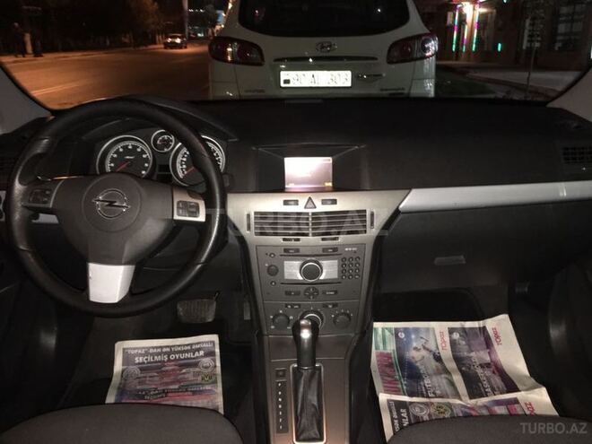 Opel Astra 2006, 120,124 km - 1.8 l - Bakı