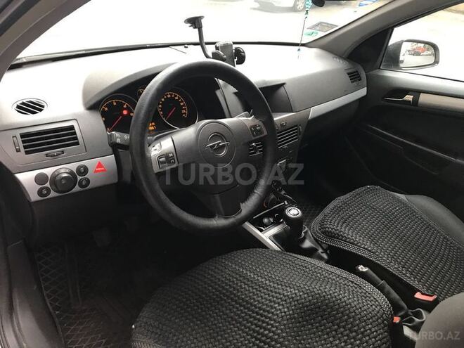 Opel Astra 2005, 252,000 km - 1.9 l - Bakı