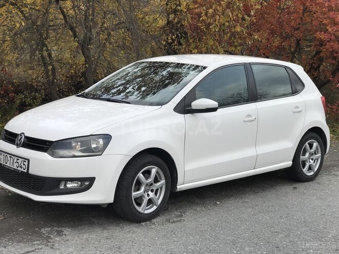 Volkswagen Polo 2011, 135,000 km - 1.4 l - Bakı
