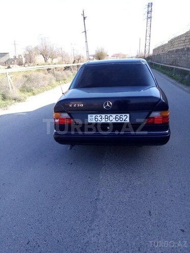 Mercedes E 220 1992, 359,298 km - 2.2 л - Bakı