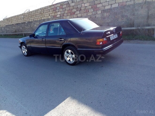 Mercedes E 220 1992, 359,298 km - 2.2 л - Bakı