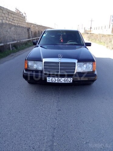 Mercedes E 220 1992, 359,298 km - 2.2 л - Bakı