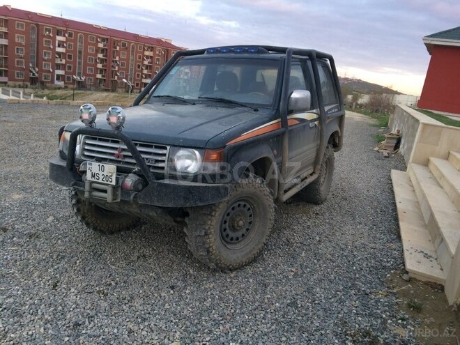 Mitsubishi Pajero 1996, 301,000 km - 3.0 l - Bakı