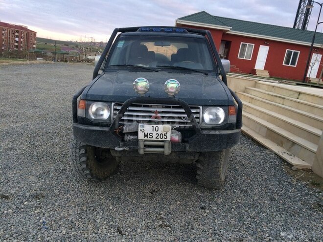 Mitsubishi Pajero 1996, 301,000 km - 3.0 l - Bakı