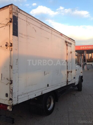 Mercedes Vario 2000, 300,000 km - 2.9 л - Sumqayıt