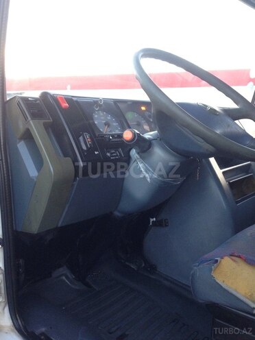 Mercedes Vario 2000, 300,000 km - 2.9 л - Sumqayıt