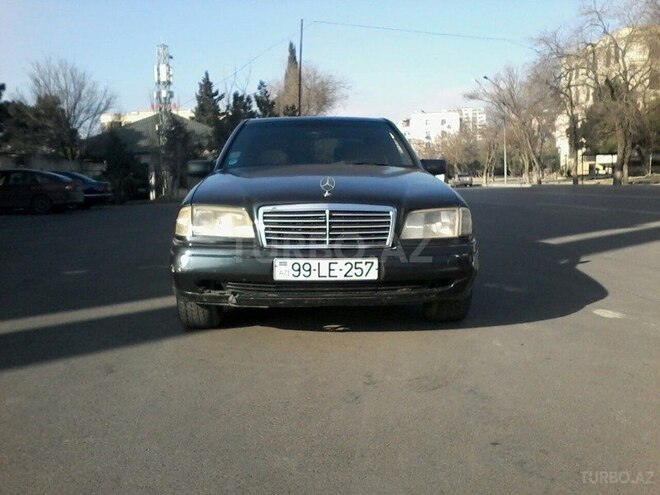 Mercedes C 220 1996, 320,000 km - 2.2 л - Bakı