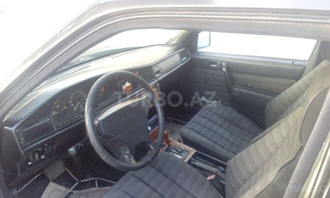 Mercedes 190 1992, 267,900 km - 2.0 л - Bakı