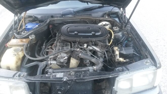Mercedes 190 1991, 342,000 km - 2.0 л - Bakı