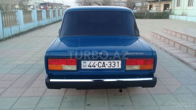 LADA (VAZ) 2107 2009, 102,000 km - 1.6 л - Salyan