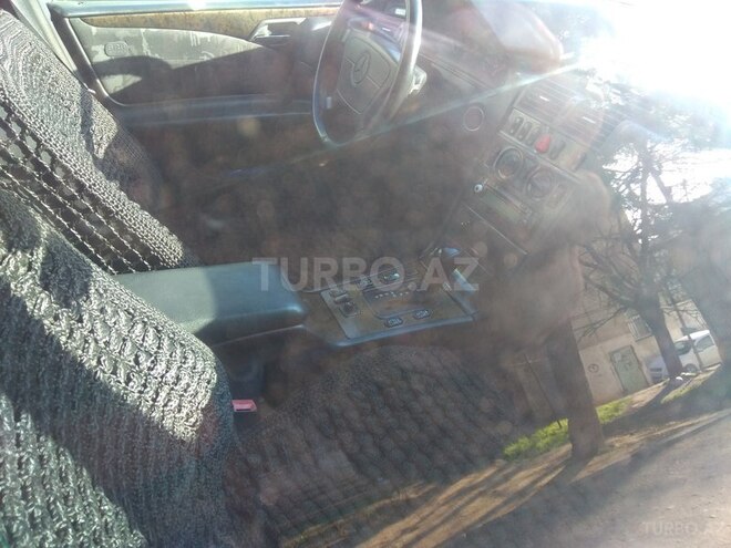 Mercedes E 240 1997, 280,000 km - 2.4 l - Bakı