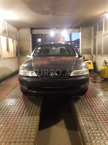 Opel Vectra 1996, 170,000 km - 0.3 л - Şəki