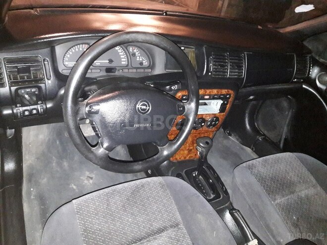 Opel Vectra 1996, 170,000 km - 0.3 л - Şəki