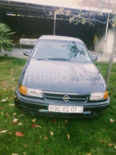 Opel Astra 1992, 30,000 km - 1.6 l - Zaqatala