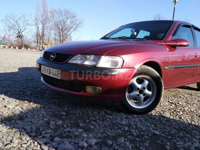 Opel Vectra 1996, 403,508 km - 1.8 l - Qəbələ