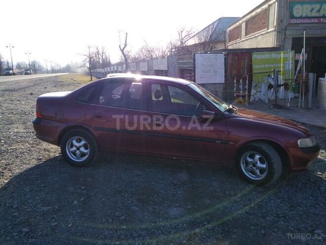 Opel Vectra 1996, 403,508 km - 1.8 l - Qəbələ