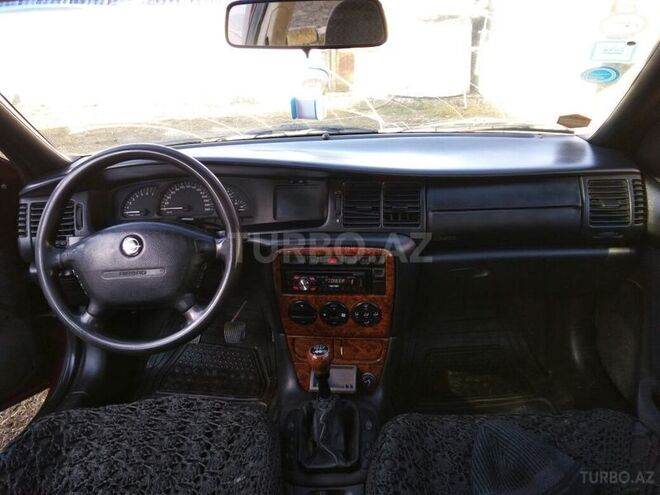 Opel Vectra 1996, 403,508 km - 1.8 l - Qəbələ