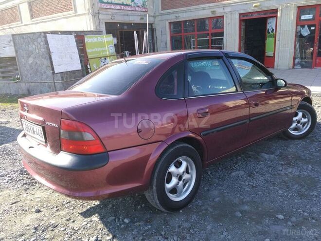 Opel Vectra 1996, 403,508 km - 1.8 l - Qəbələ
