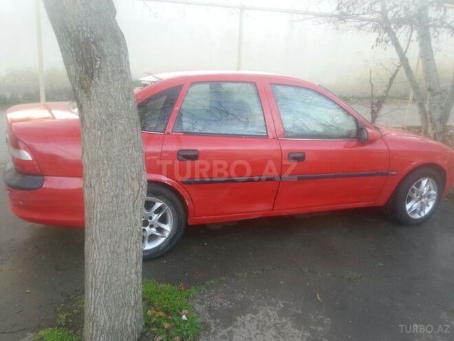Opel Vectra 1996, 250,000 km - 2.0 l - Bakı
