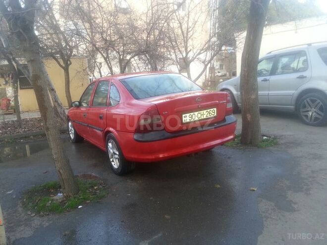 Opel Vectra 1996, 250,000 km - 2.0 l - Bakı