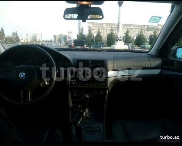 BMW 525 2001, 187,000 km - 2.5 l - Şəmkir