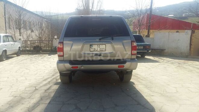 Nissan Pathfinder 2000, 270,000 km - 0.1 l - Yardımlı