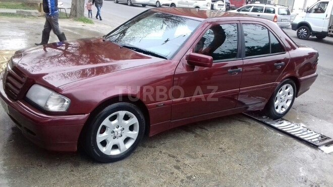 Mercedes C 220 1998, 250,000 km - 2.2 l - Bakı