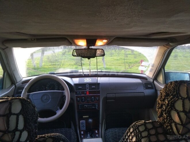 Mercedes C 180 1995, 325,000 km - 1.8 l - Cəlilabad