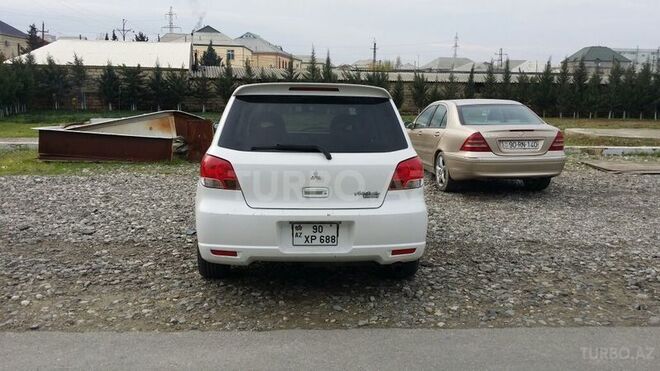 Mitsubishi Airtrek 2003, 163,000 km - 2.0 л - Bakı