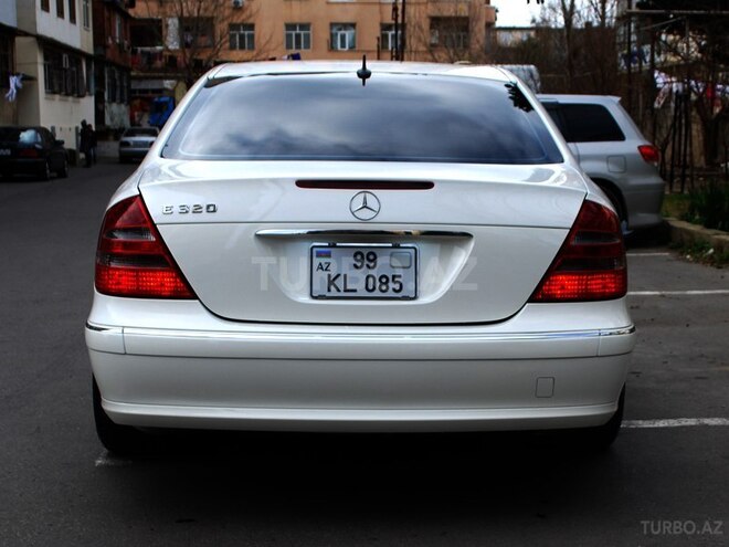 Mercedes E 320 2004, 220,213 km - 3.2 l - Bakı