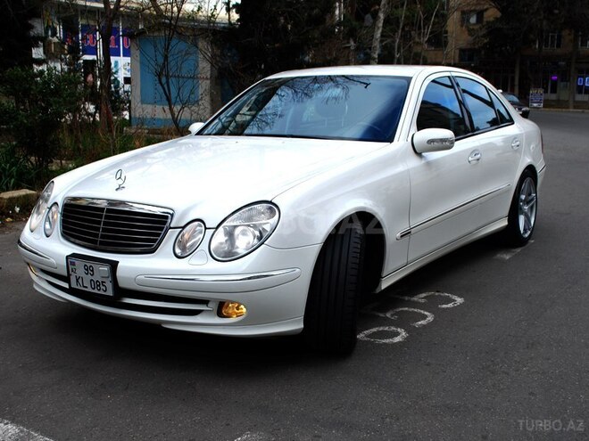 Mercedes E 320 2004, 220,213 km - 3.2 l - Bakı