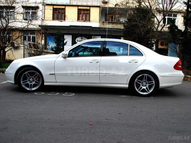 Mercedes E 320 2004, 220,213 km - 3.2 l - Bakı