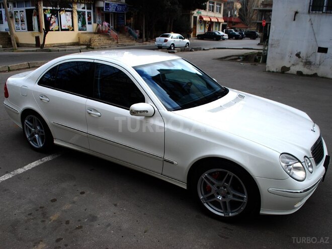 Mercedes E 320 2004, 220,213 km - 3.2 l - Bakı