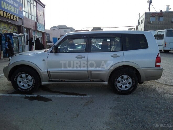 Mitsubishi Pajero 2005, 147,255 km - 3.0 л - Bakı