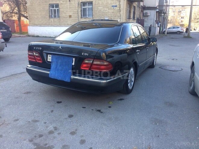 Mercedes C 220 2000, 306,000 km - 2.2 l - Bakı