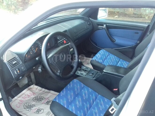 Mercedes C 180 1998, 213,000 km - 1.8 л - Gəncə