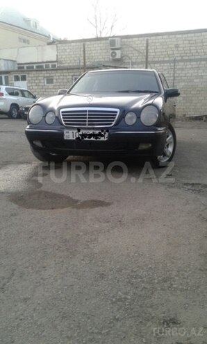 Mercedes E 240 2001, 231,949 km - 2.4 l - Gəncə