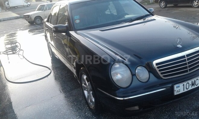 Mercedes E 240 2001, 231,949 km - 2.4 l - Gəncə