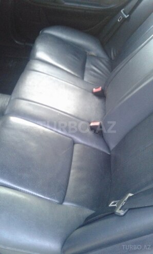 Mercedes E 240 2001, 231,949 km - 2.4 l - Gəncə