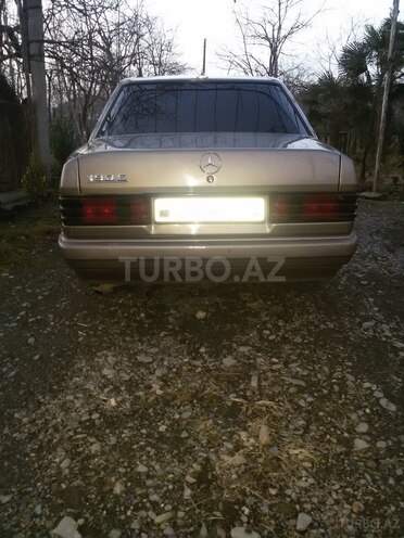 Mercedes 190 1990, 3,560,000 km - 0.2 l - Balakən