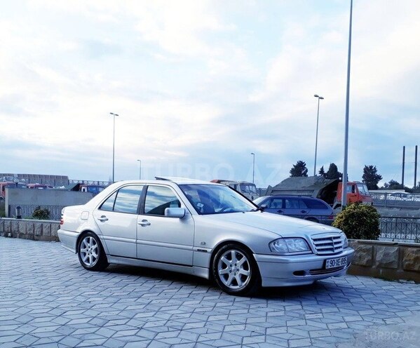 Mercedes C 180 1999, 320,000 km - 1.8 l - Bakı