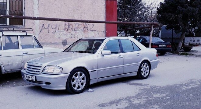 Mercedes C 180 1999, 320,000 km - 1.8 l - Bakı