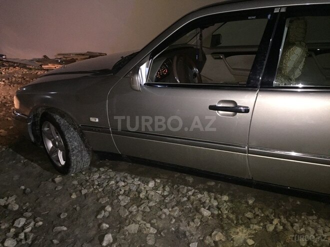 Mercedes C 180 1996, 200,000 km - 0.4 l - Bakı