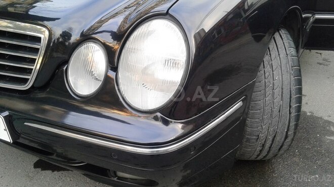 Mercedes E 240 2000, 317,124 km - 2.6 l - Bakı