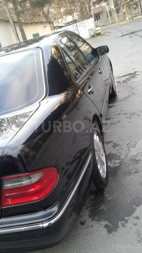 Mercedes E 240 2000, 317,124 km - 2.6 l - Bakı
