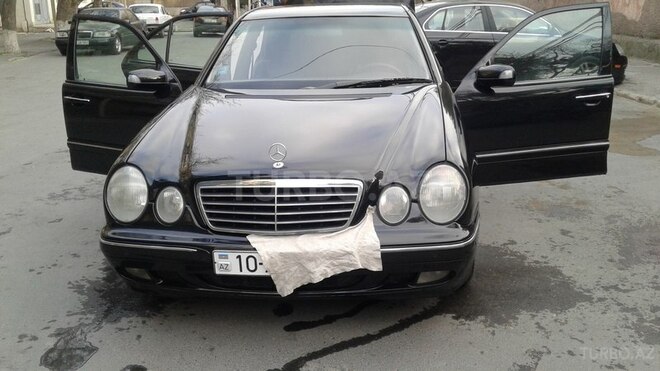 Mercedes E 240 2000, 317,124 km - 2.6 l - Bakı